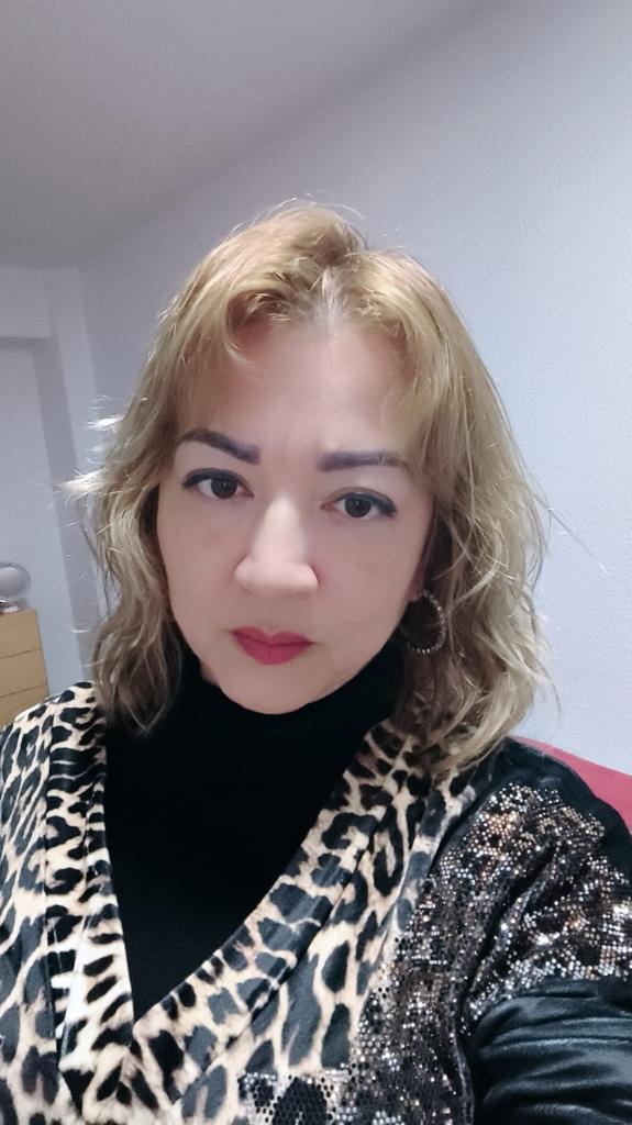 Chica busca chico en Alicante: 