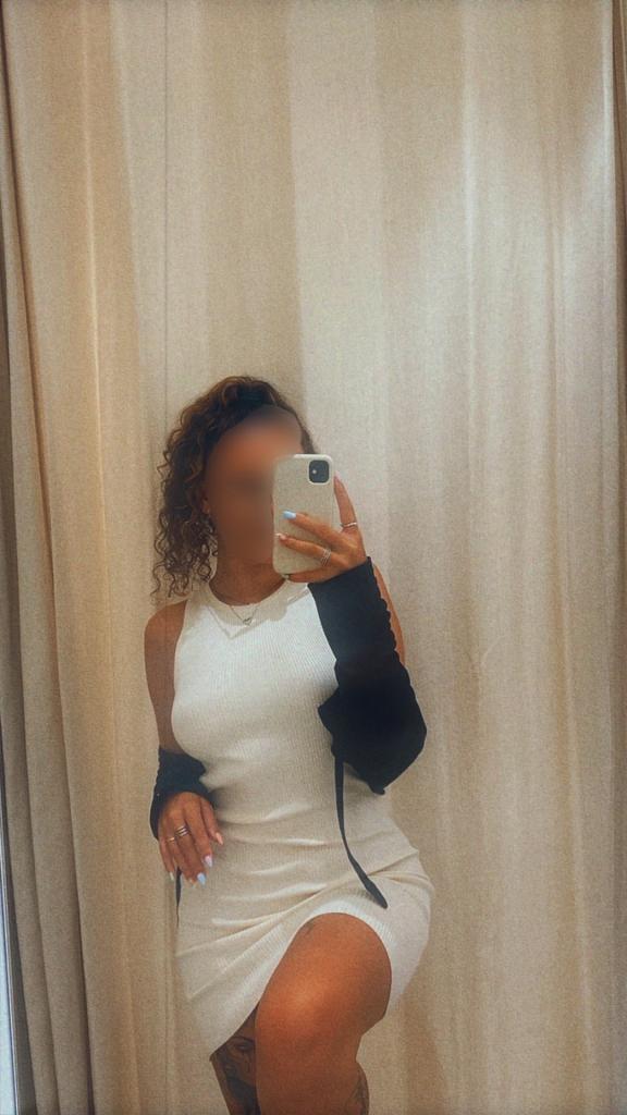 Chica busca chico en Murcia: Chica busca chico