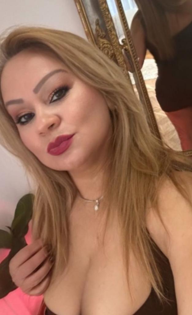 Chica busca chico en Cuenca: 