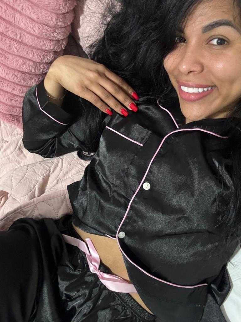 Chica busca chico en Granada: 