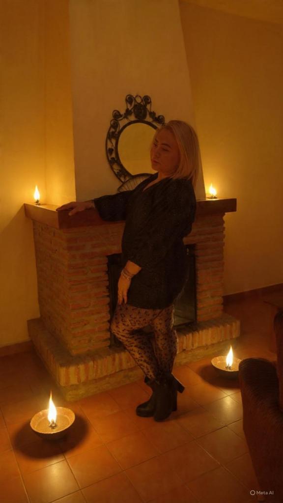 Chica busca chico en Cádiz: 