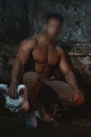 667589328: Chico busca chica en Sevilla