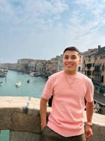 633152670: Chico busca chica en Barcelona