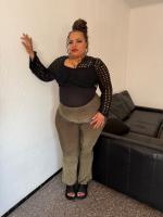 677714108: Chica busca chico en Gerona