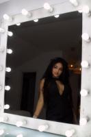 613254640: Chica busca chico en Gerona