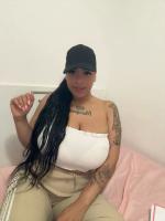 613898305: Chica busca chico en Alicante