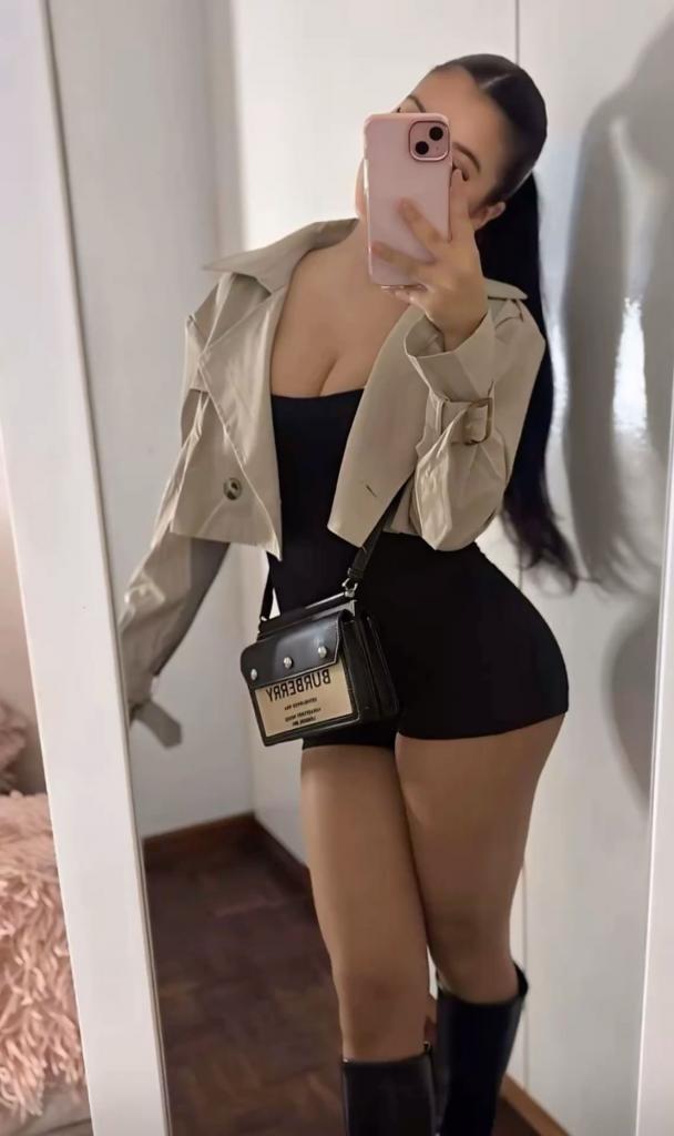 Chica busca chico en Almería: 