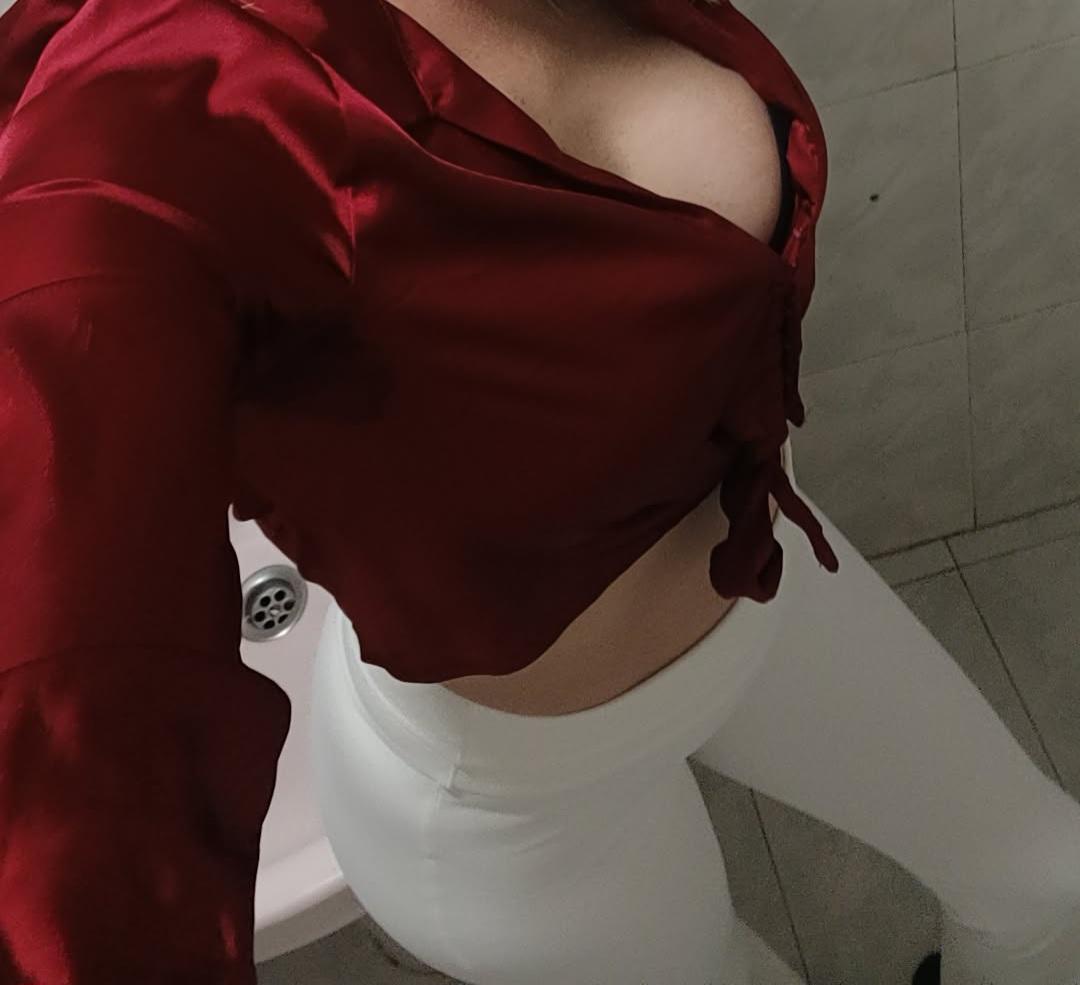 Chica busca chico en Granada: 