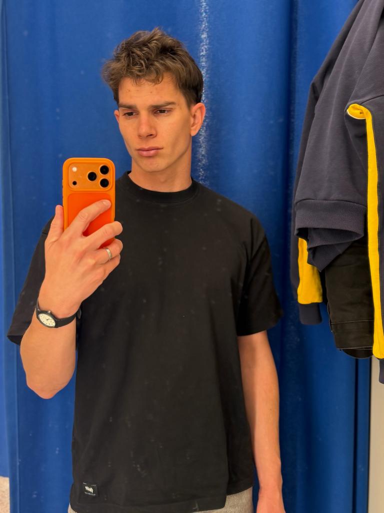 Chico busca chica en Jaén: 