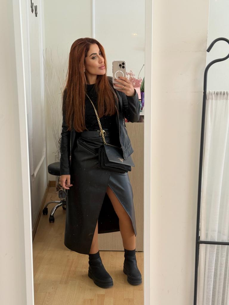 Chica busca chico en Sevilla: 