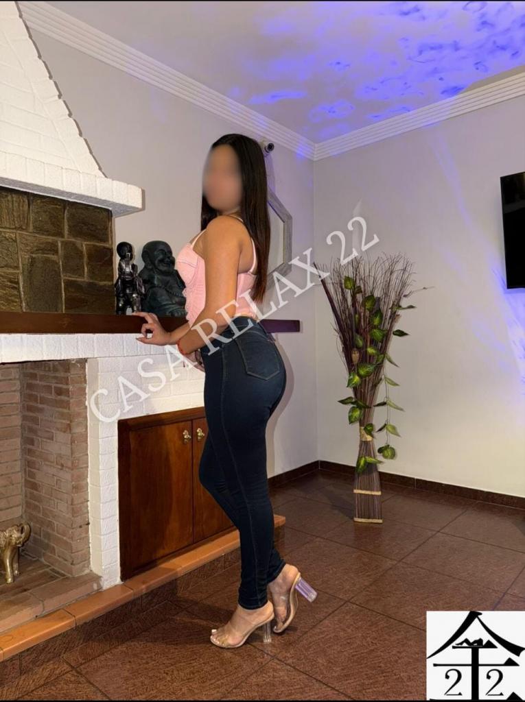 Chica busca chico en Granada: 