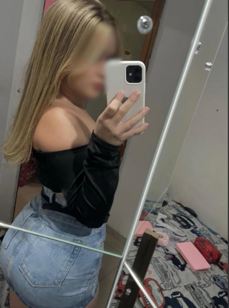 Chica busca chico en La Coruña: 