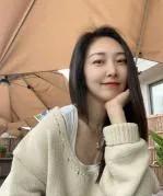 664019629: Chica busca chico en Barcelona