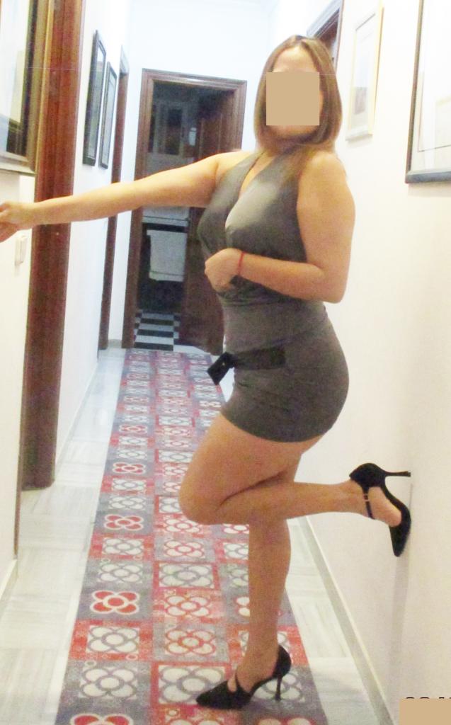 676917411: Chica busca chico en Cádiz