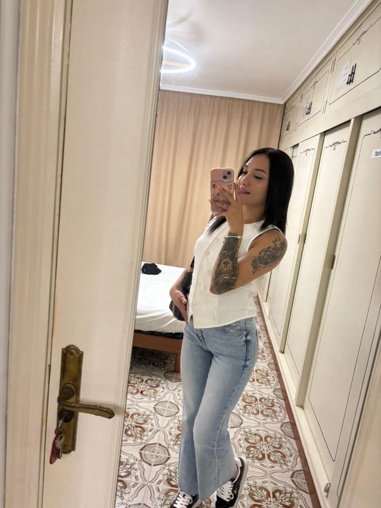 Chica busca chico en Valencia: Chica busca chico