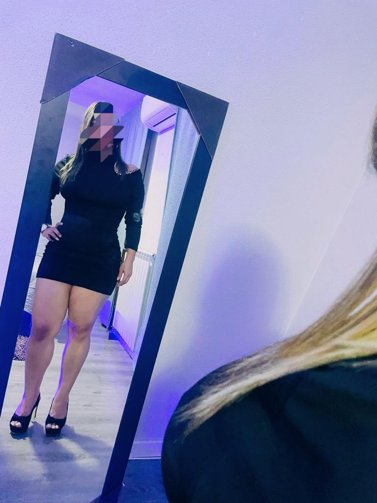 742056587: Chica busca chico en Álava