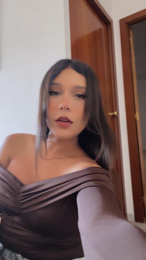 612448175: Travesti en Granada