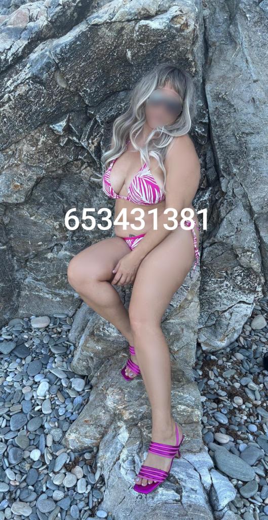 692429990: Chica busca chico en Almería