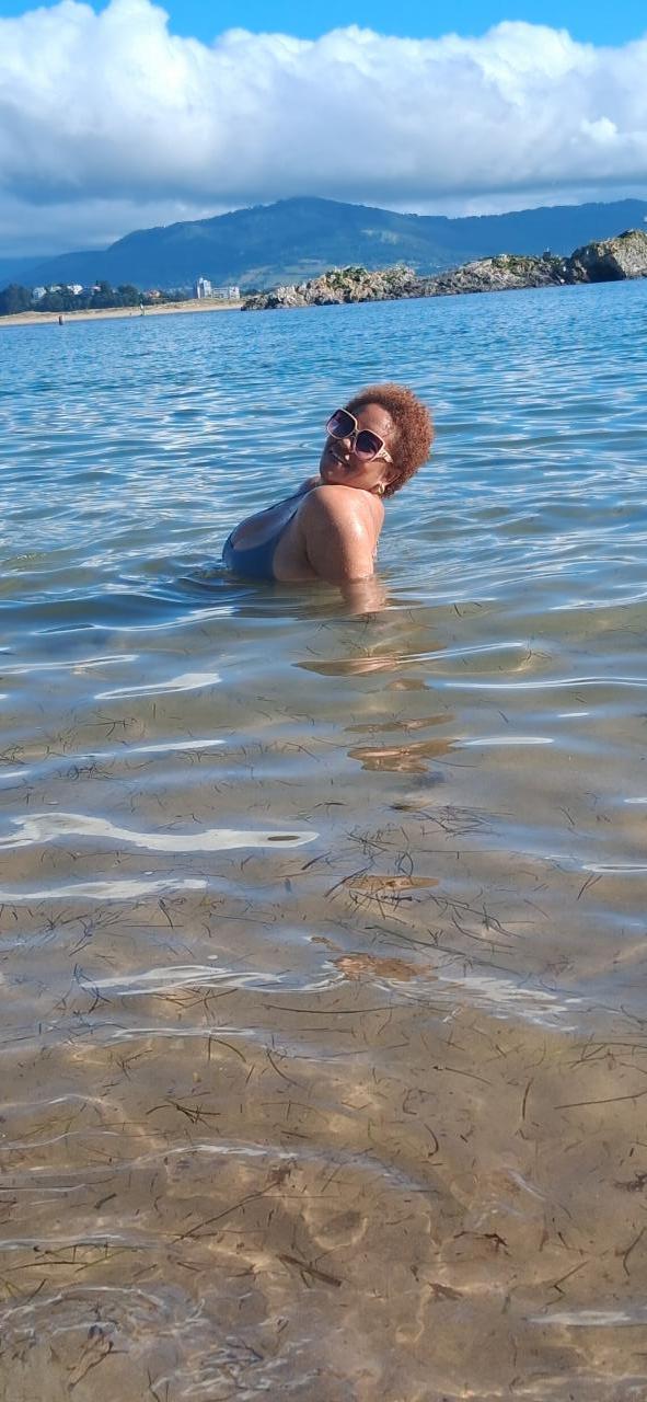 652021116: Chica busca chico en Cantabria