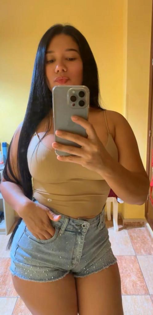 Chica busca chico en Tenerife: 