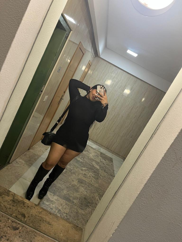 Chica busca chico en Cádiz: 