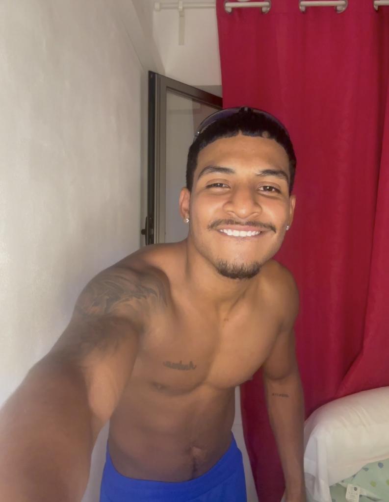 643524421: Chico busca chica en Mallorca