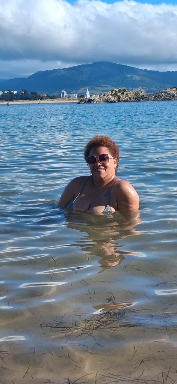 652021116: Chica busca chico en Cantabria