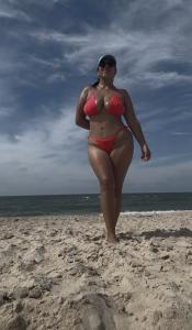 674384436: Chica busca chico en Murcia