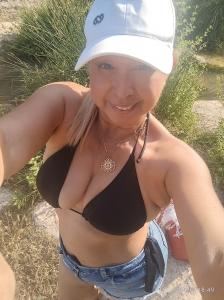 745045531: Chica busca chico en Valencia