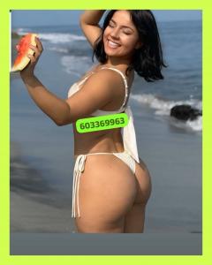 631379748: Chica busca chico en Barcelona