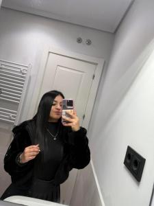 623725137: Chica busca chico en León