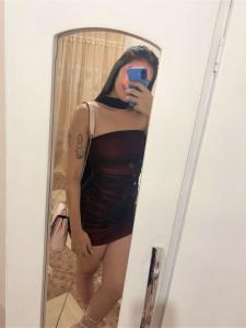 643754911: Chica busca chico en Madrid