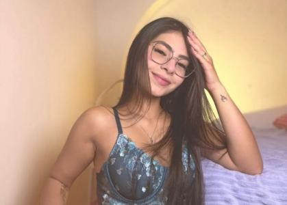 663259873: Chica busca chico en Madrid