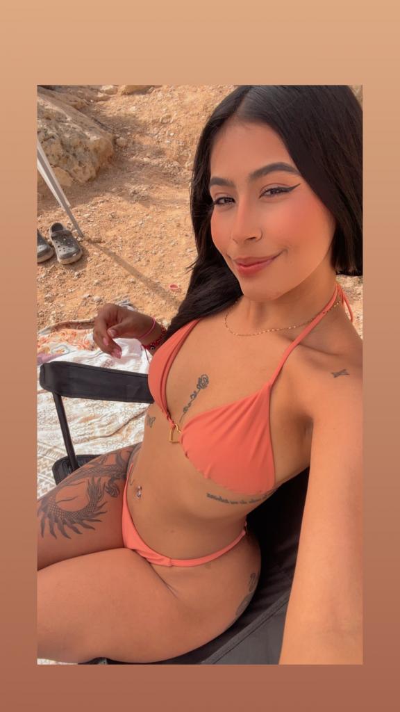 614622984: Chica busca chico en Barcelona