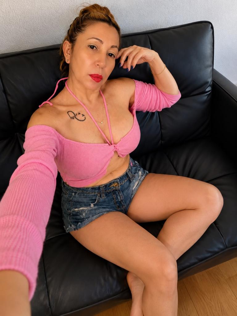 603672775: Chica busca chico en Asturias