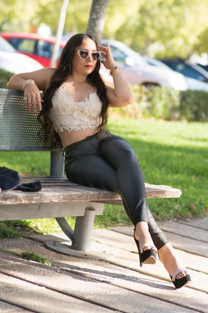 641207228: Chica busca chico en Zaragoza