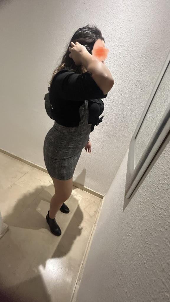 641961596: Chica busca chico en Cantabria
