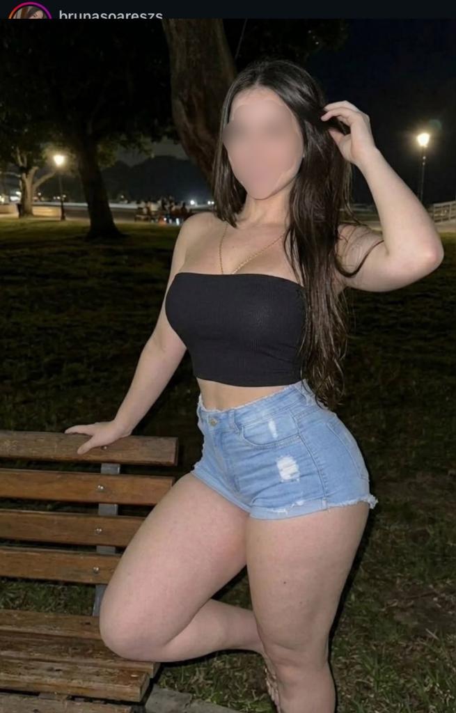 743049207: Chica busca chico en Lugo