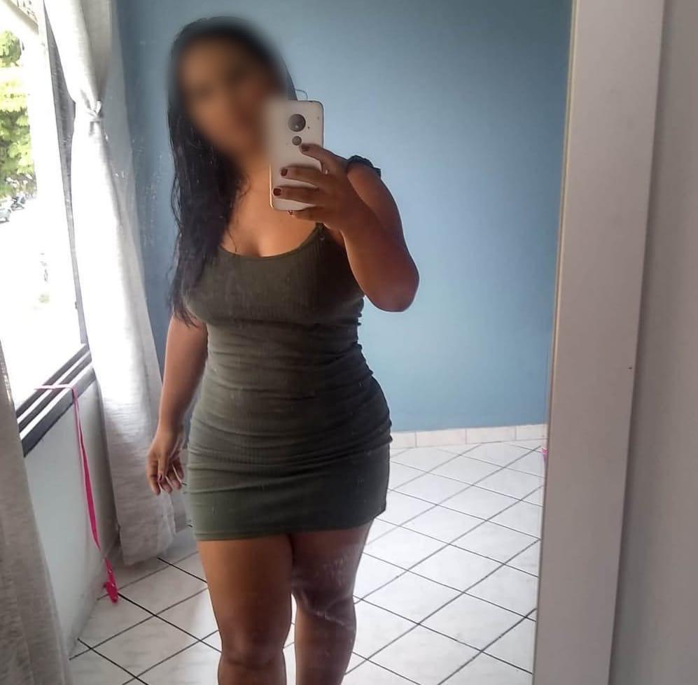 Chica busca chico en Tenerife: 