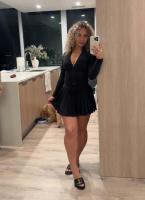 631059349: Chica busca chico en Navarra