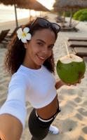 623560620: Chica busca chico en Granada