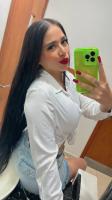 661649685: Chica busca chico en Barcelona