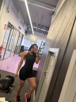 614585318: Chica busca chico en Alicante