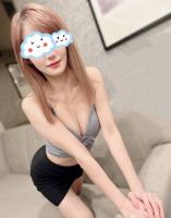 688145911: Chica busca chico en Barcelona