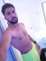 628674070: Chico busca chica en Alicante