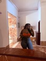 670449604: Chica busca chico en Sevilla