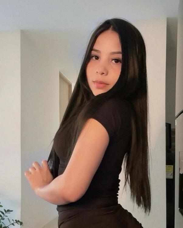 Chica busca chico en Tenerife: 