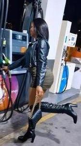 613854069: Travesti en La Coruña