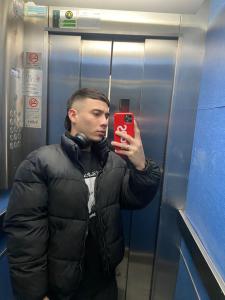 Chico busca chica en Barcelona: 