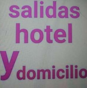 633031282: Chica busca chico en Barcelona